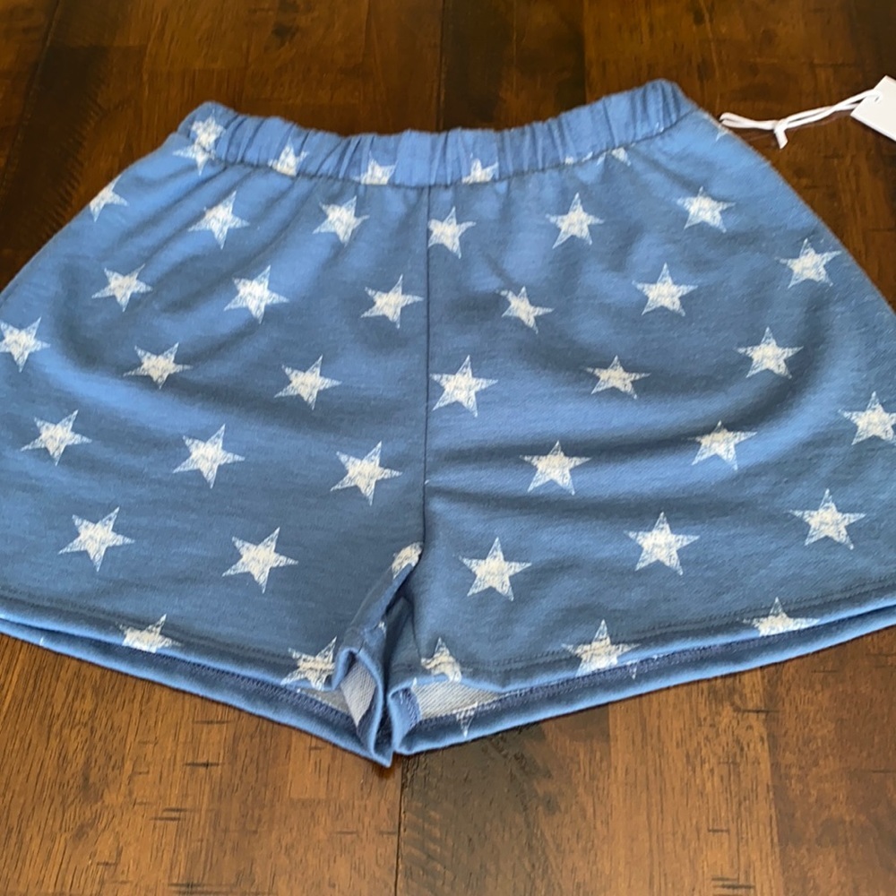 Antistar Shorts - Picture 2 of 6